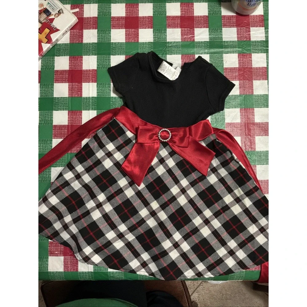 Youngland Christmas Dress 3T Black And Red Plaid Festive Holiday‎